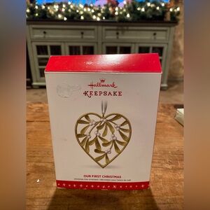 2016 'Our First Christmas' Ornament Mistletoe Gold Tone Heart Pearls Love